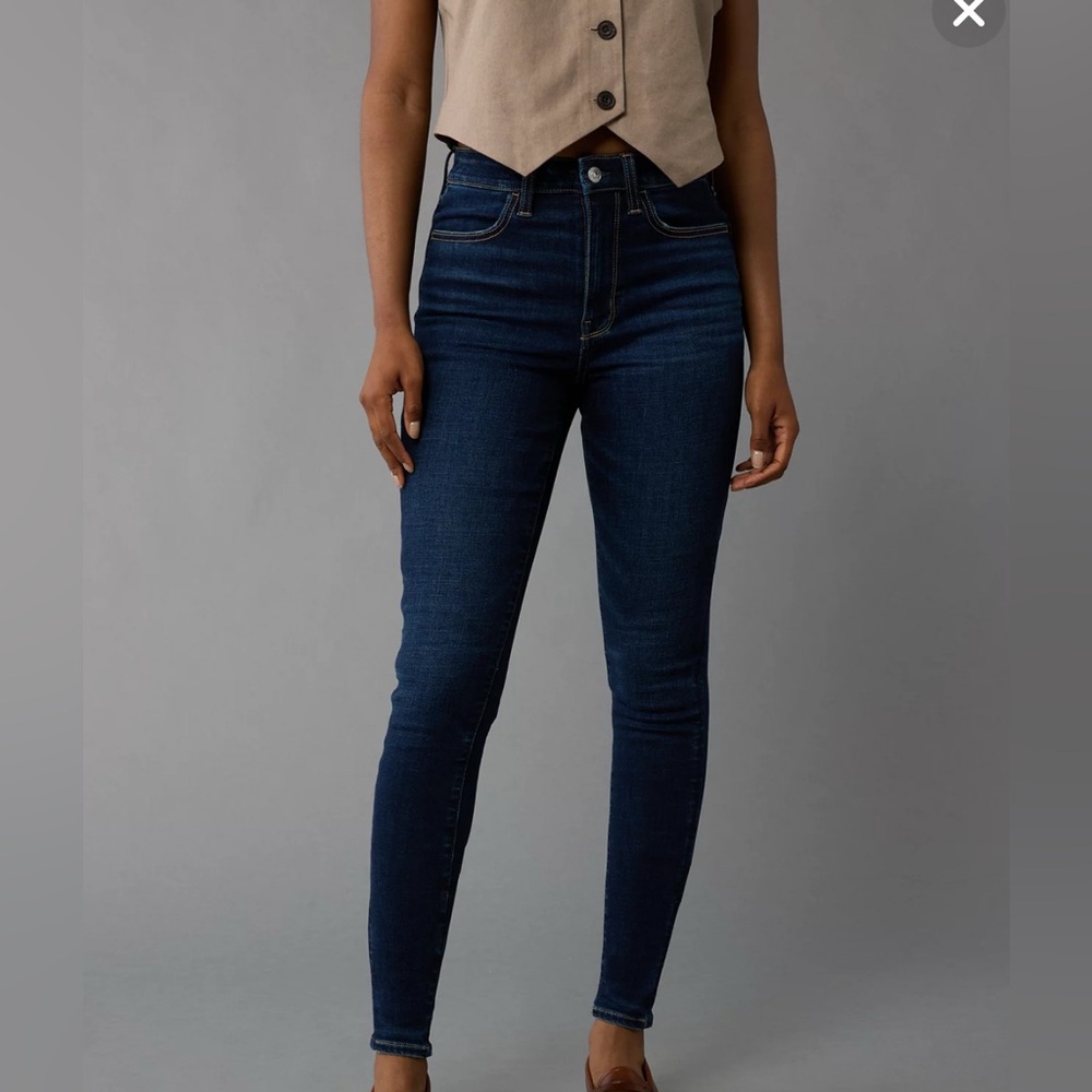 AE Next Level Super High-Waisted Jegging Dark wash stretch skinny jeans size 10
